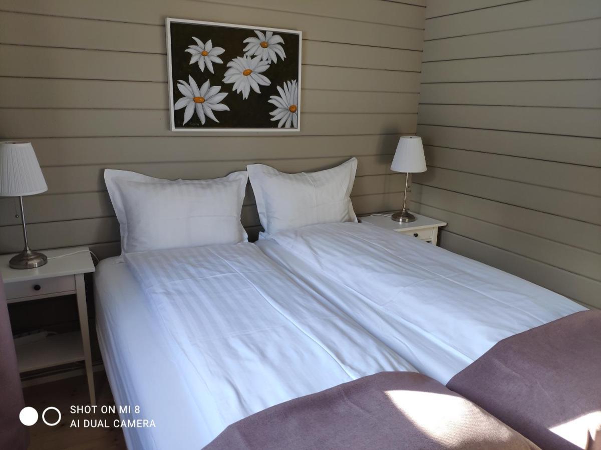 Laugar Guesthouse Esterno foto